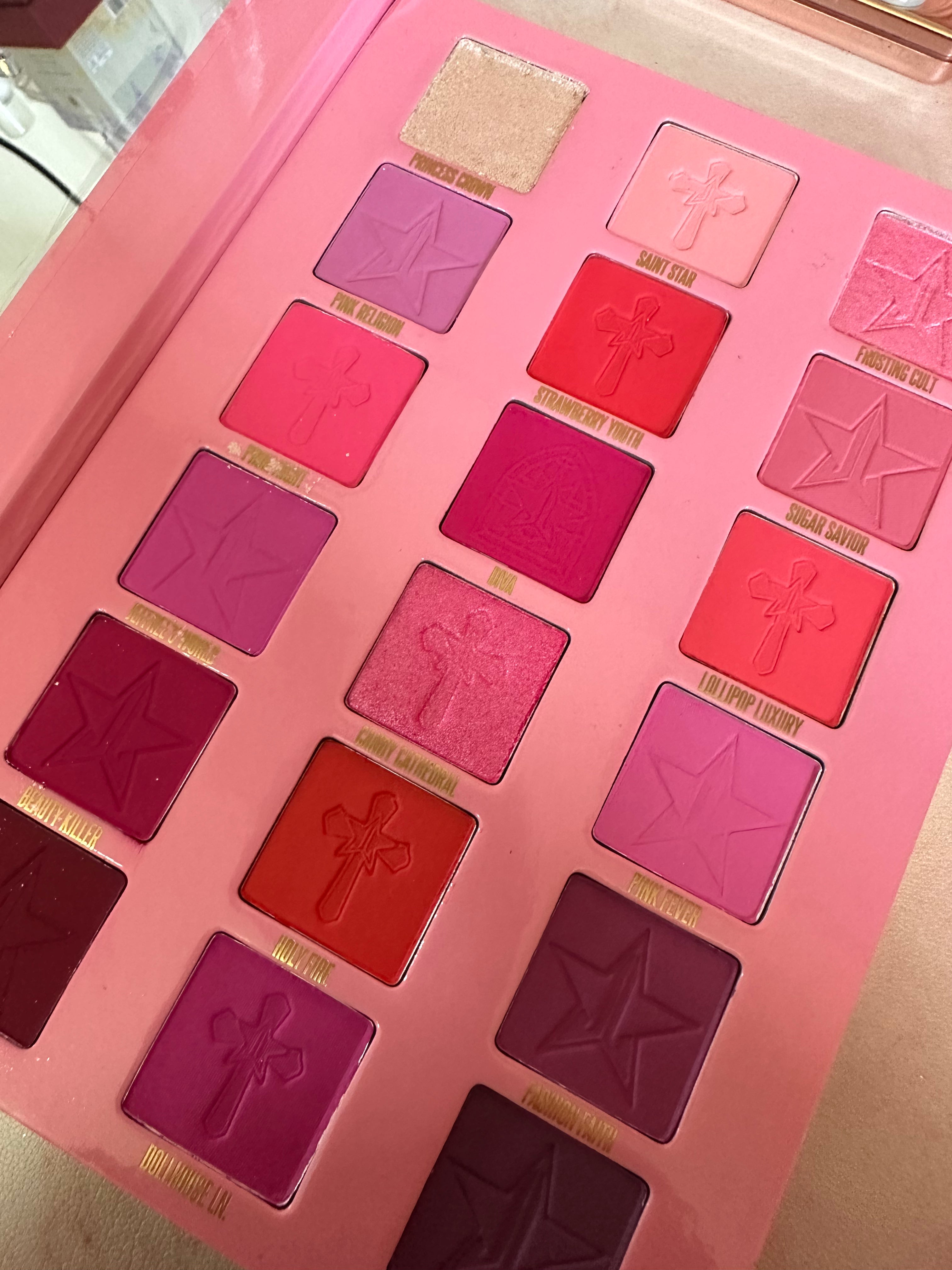 Restaurado PINK RELIGION PALETTE Pink1 7 Colors Makeup