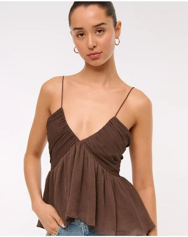 Top fruncido con cuello en V